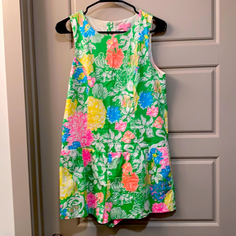 Beautiful Lilly Pulitzer romper, size 6.